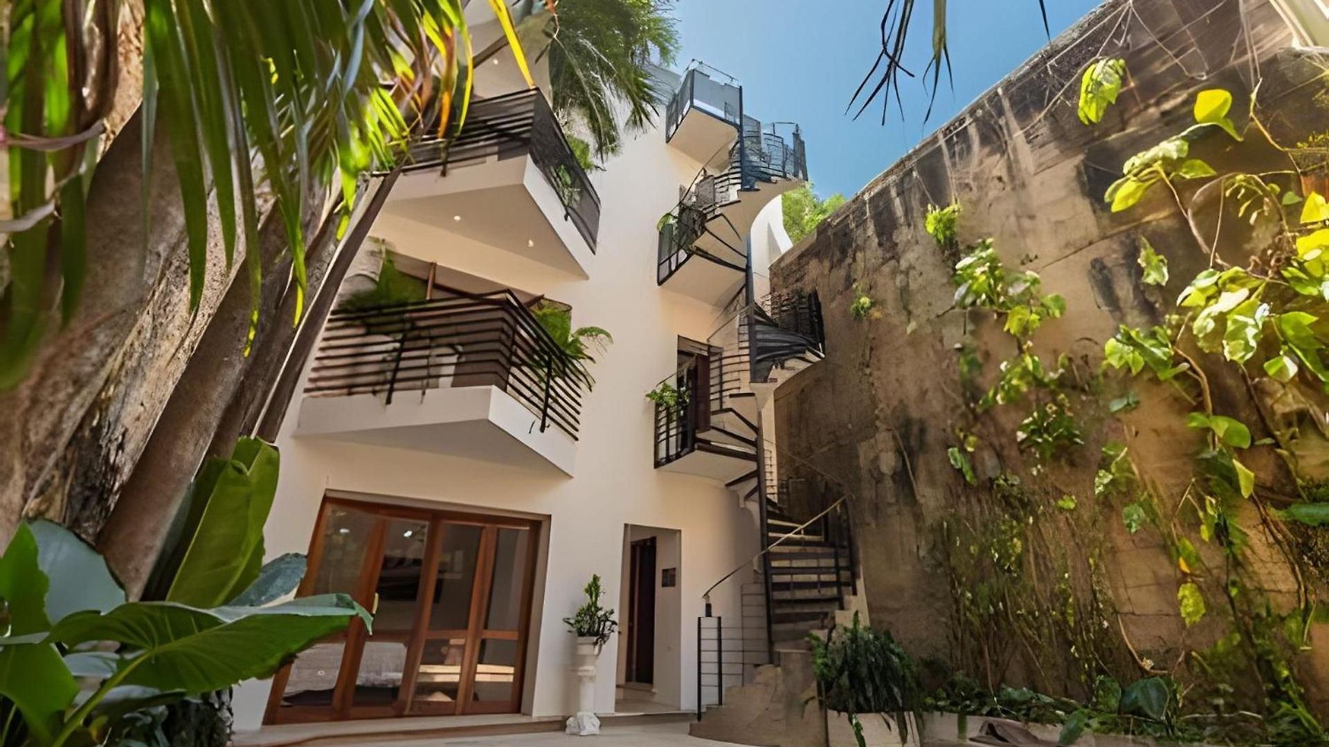 Сasa de vacaciones Casa De 3 Hab En La Ciudad Amurallada Con Piscina