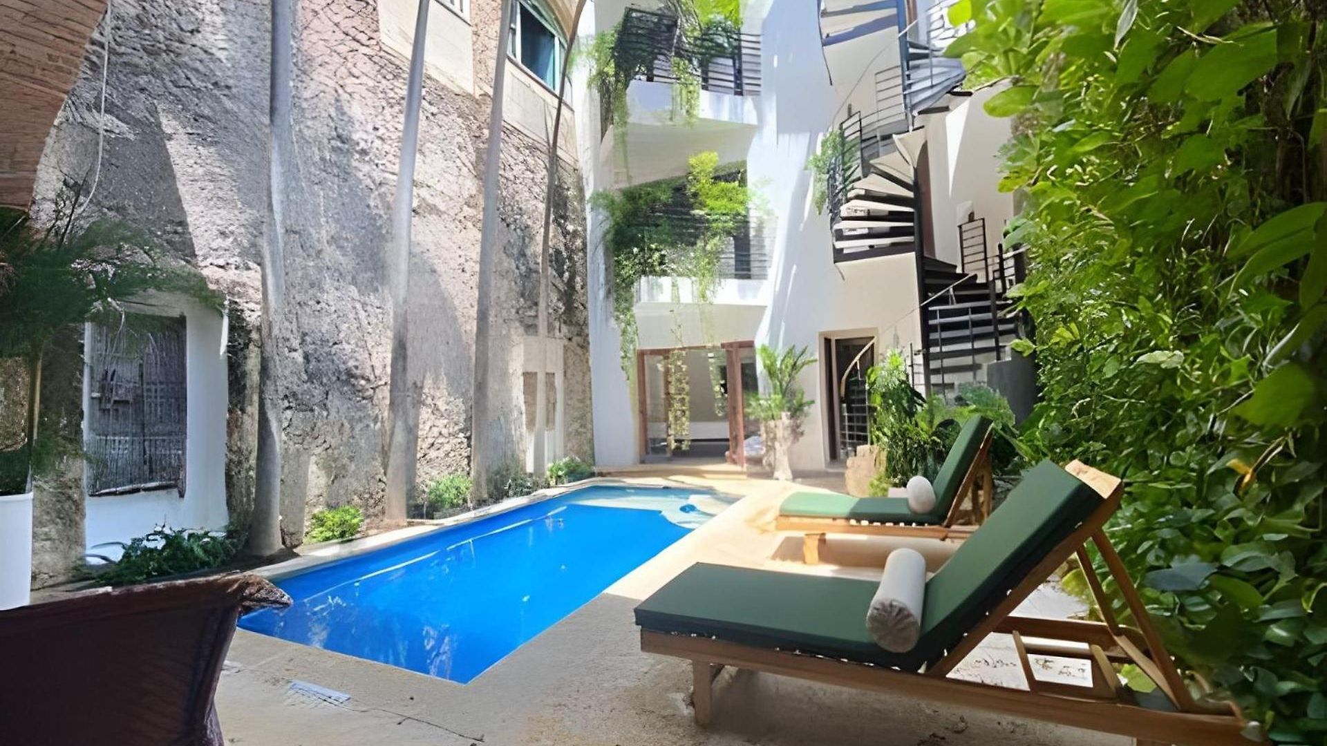 Casa De 3 Hab En La Ciudad Amurallada Con Piscina *