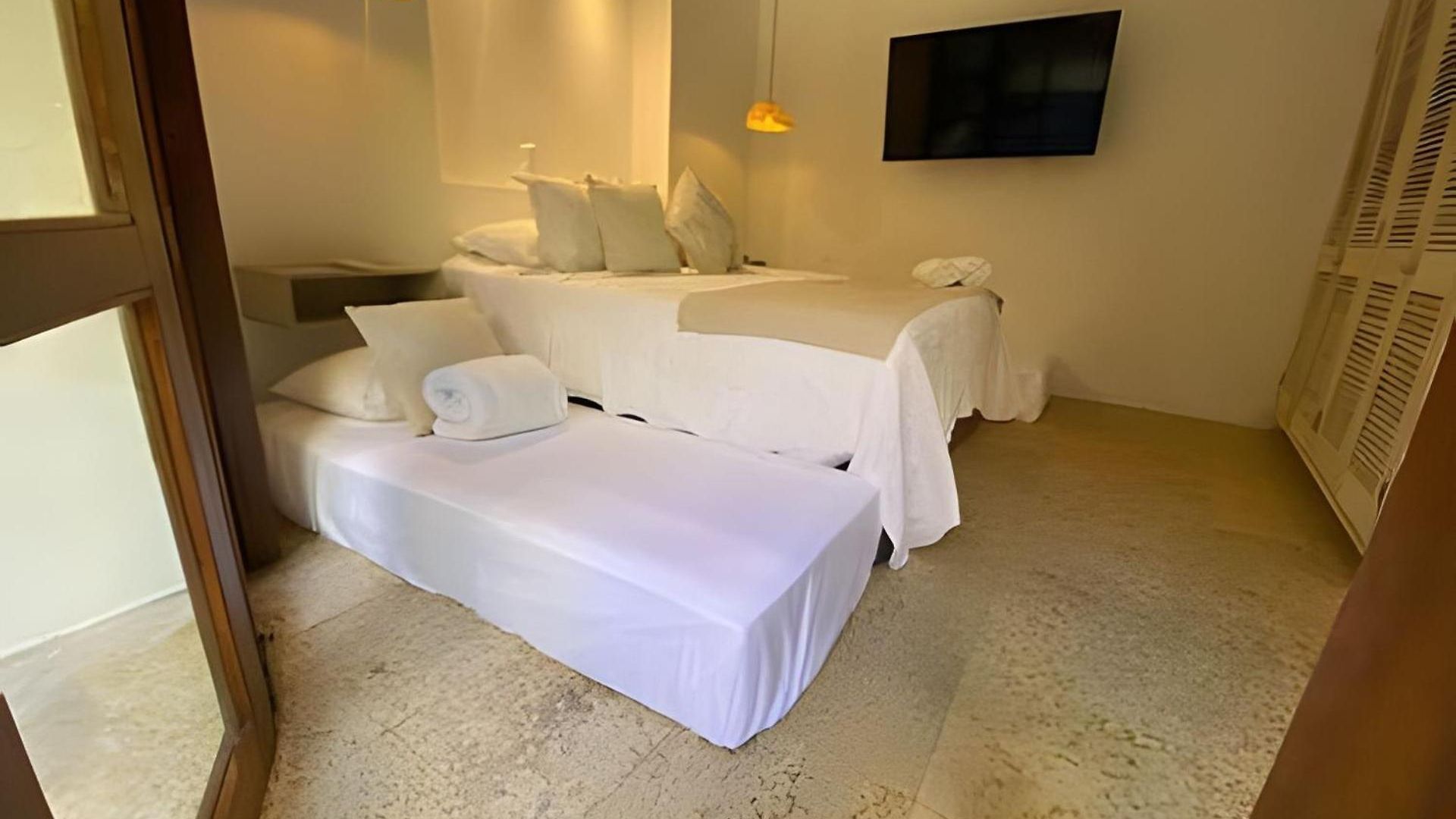 Casa De 3 Hab En La Ciudad Amurallada Con Piscina Сasa de vacaciones
