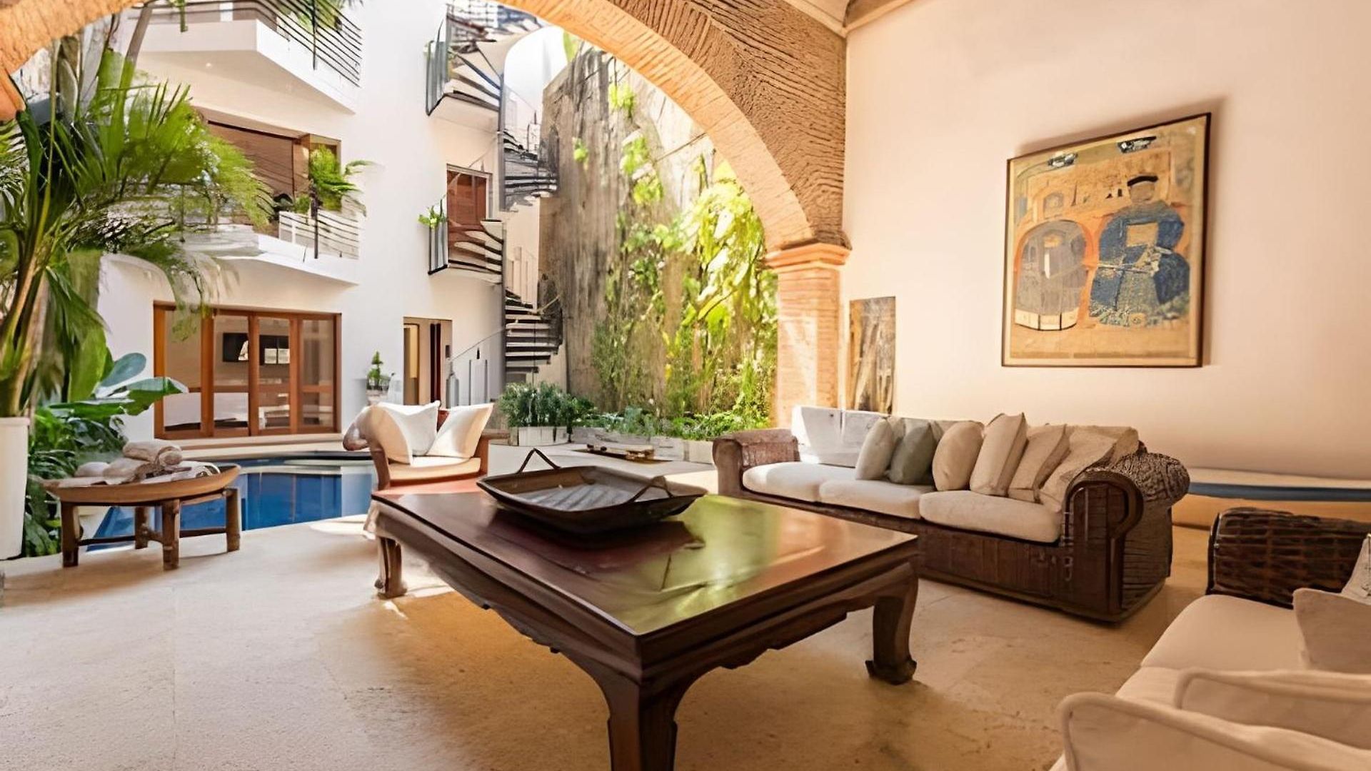 Casa De 3 Hab En La Ciudad Amurallada Con Piscina * Cartagena
