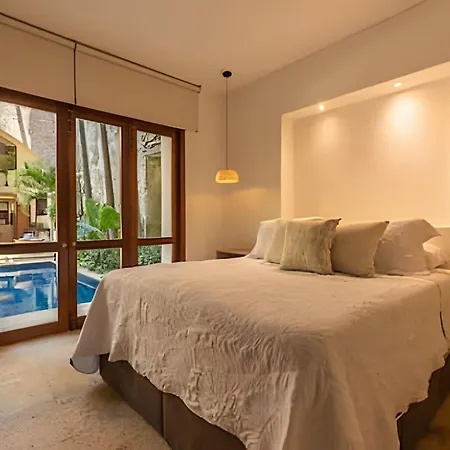 Casa De 3 Hab En La Ciudad Amurallada Con Piscina