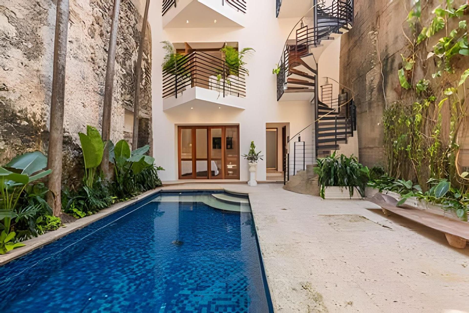 Сasa de vacaciones Casa De 3 Hab En La Ciudad Amurallada Con Piscina *