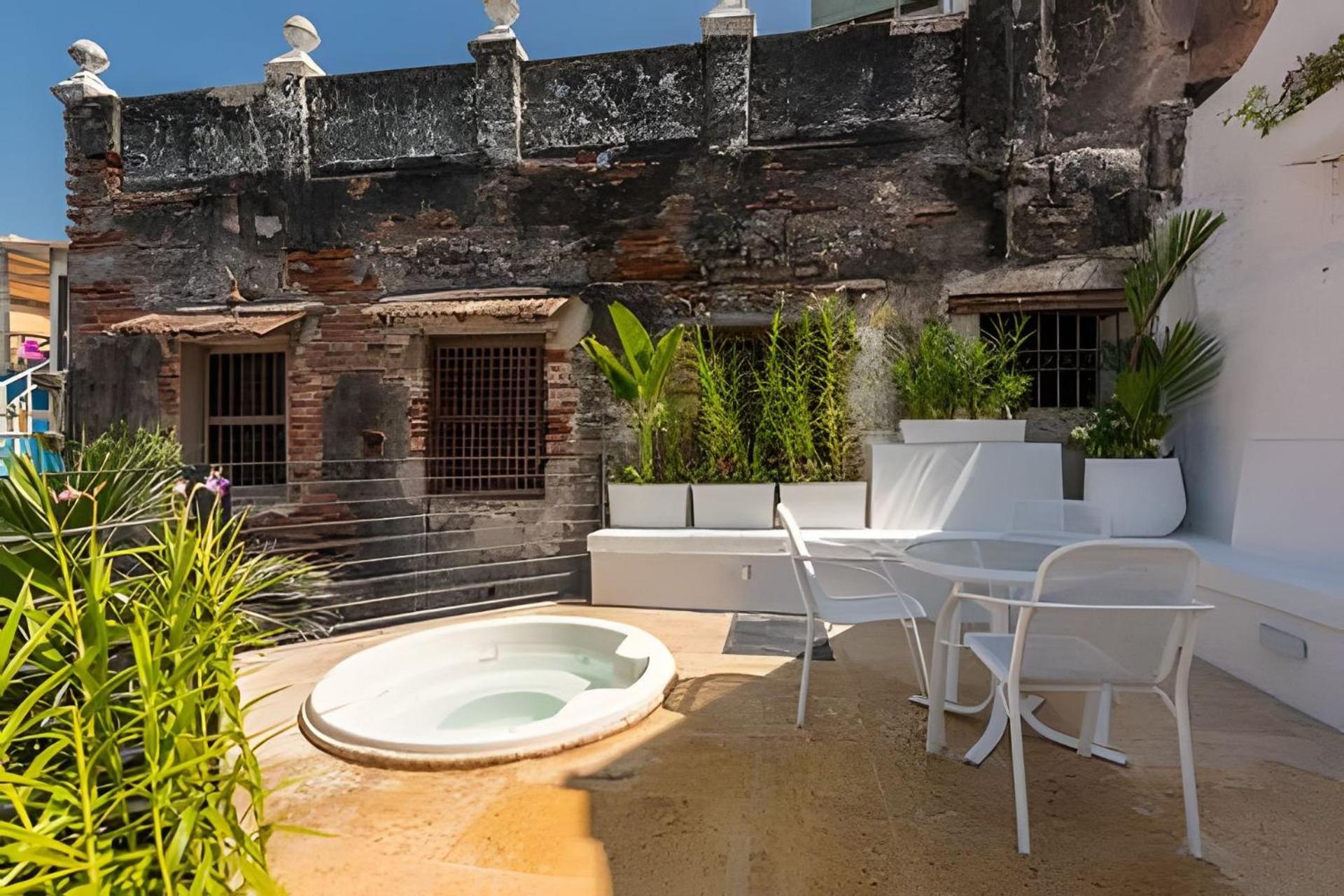 Сasa de vacaciones Casa De 3 Hab En La Ciudad Amurallada Con Piscina