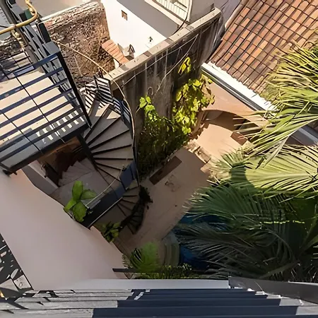 Casa De 3 Hab En La Ciudad Amurallada Con Piscina