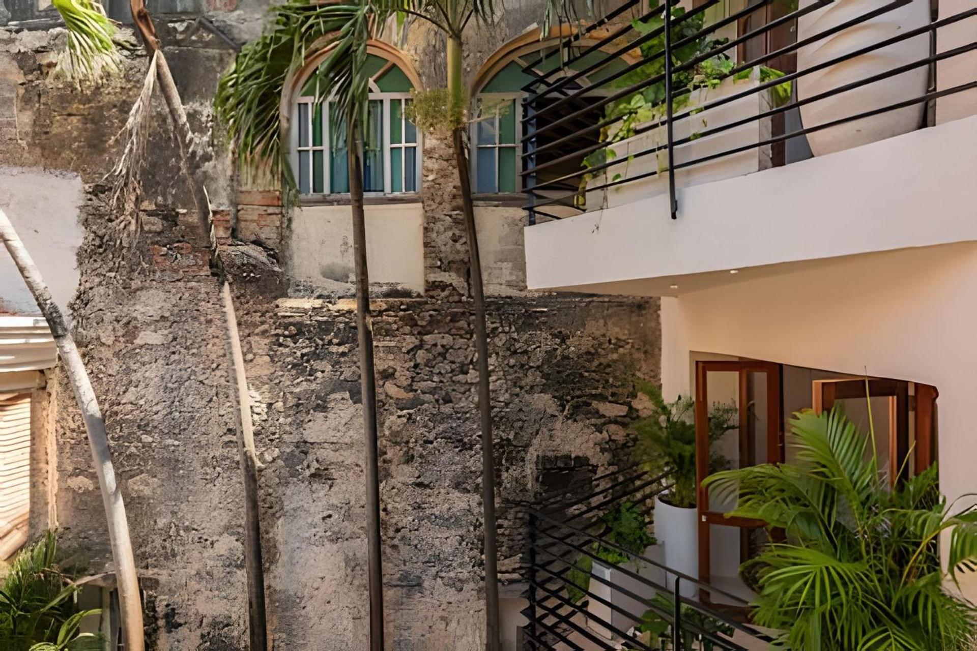 Casa De 3 Hab En La Ciudad Amurallada Con Piscina Сasa de vacaciones *